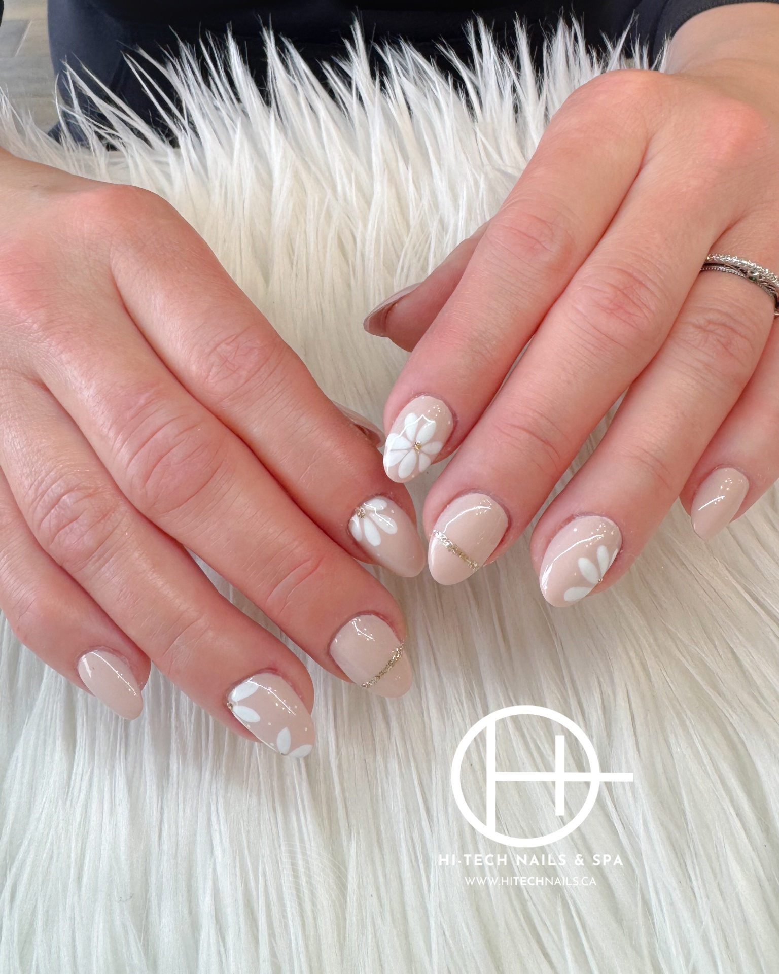 Nude Floral