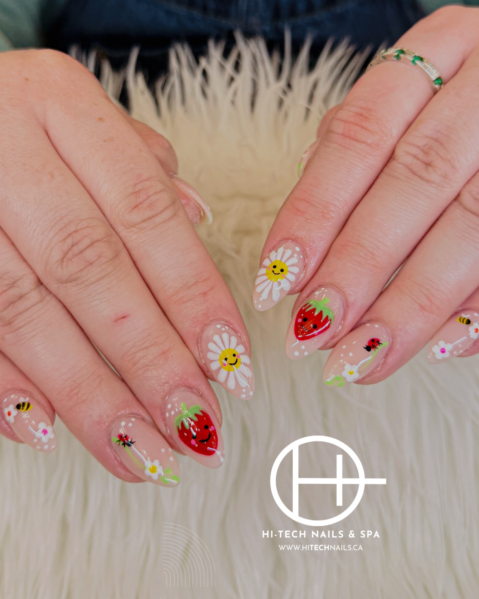 Strawberry Daisy